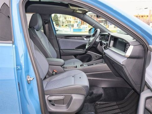 New 2026 Volkswagen Tiguan SE R-Line AWD/4WD image 29