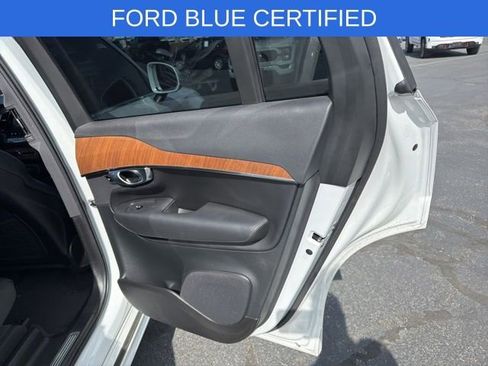 Used 2024 Volvo XC90 B5 Plus AWD/4WD image 27