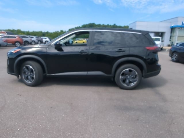 Used 2026 Nissan Rogue SV FWD image 31