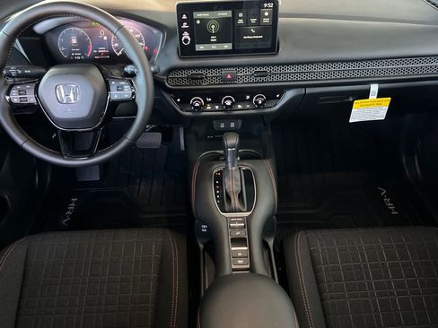New 2026 Honda HR-V Sport image 3