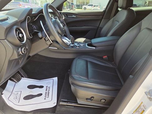 Used 2023 Alfa Romeo Stelvio Sprint RWD image 22