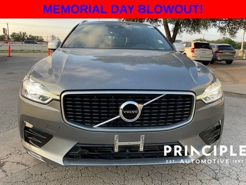 Used 2019 Volvo XC60 T5 R-Design FWD image 3