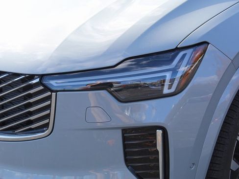 New 2026 Volvo XC90 B6 Plus w/ Protection Package Premier image 9