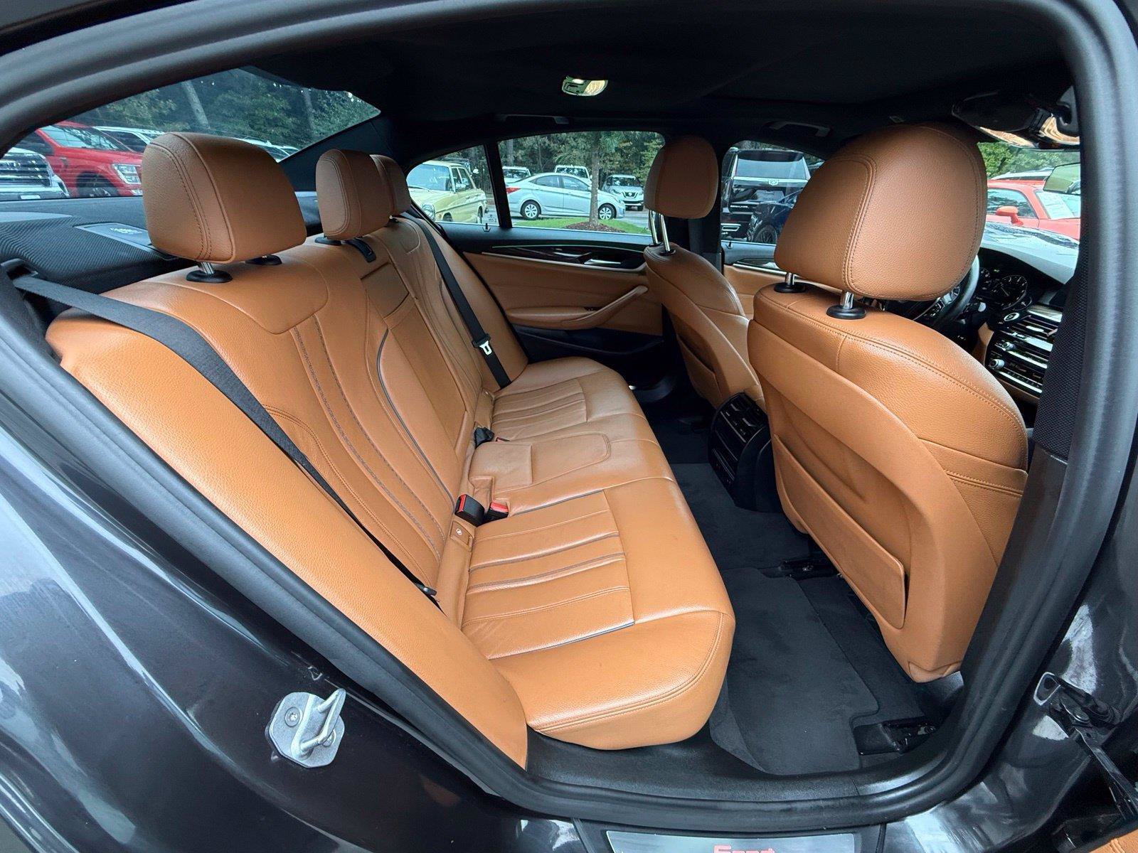 Used 2018 BMW 530i RWD image 31