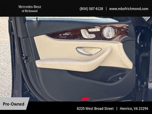 Used 2019 Mercedes-Benz E 300 4MATIC image 12