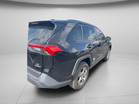 Used 2024 Toyota RAV4 LE AWD/4WD image 9