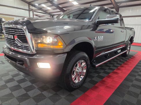 Used 2017 RAM 3500 Laramie Longhorn image 21