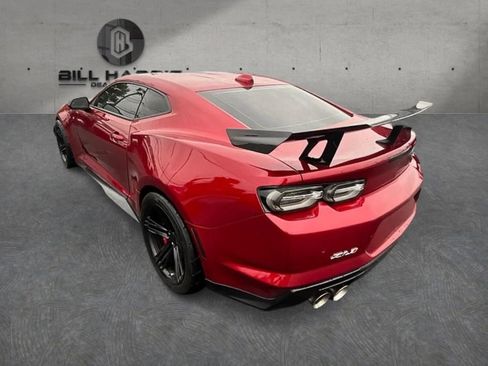 Used 2021 Chevrolet Camaro ZL1 RWD image 8