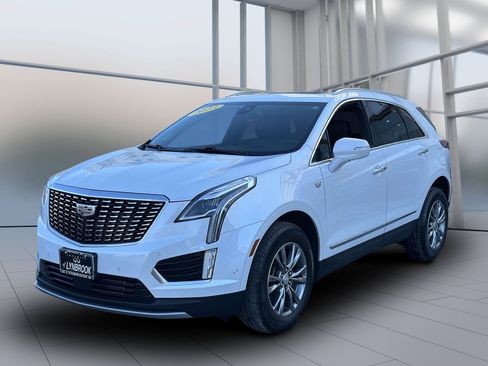 Used 2023 Cadillac XT5 Premium Luxury w/ Technology Package image 3