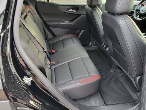 New 2026 Chevrolet Equinox RS w/ Convenience Package III FWD image 11