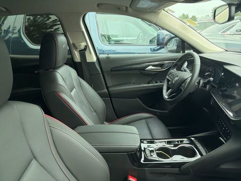 Used 2023 Buick Envision Essence w/ Sport Touring Package AWD/4WD image 3