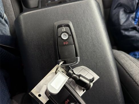 Used 2021 Ford Bronco 4-Door image 30