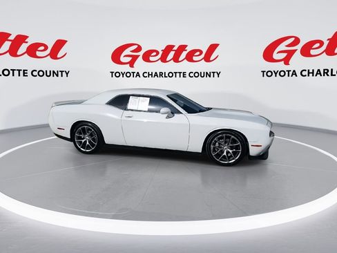 Used 2022 Dodge Challenger GT image 9