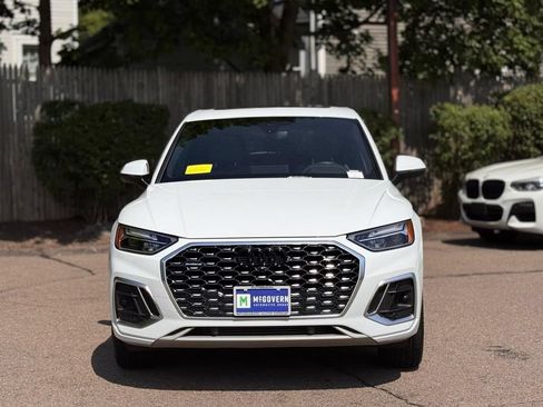 Used 2023 Audi Q5 2.0T Premium w/ Convenience Package AWD/4WD image 9