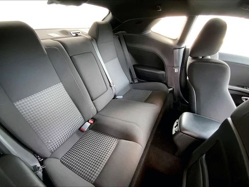 Used 2022 Dodge Challenger R/T w/ Blacktop Package image 19