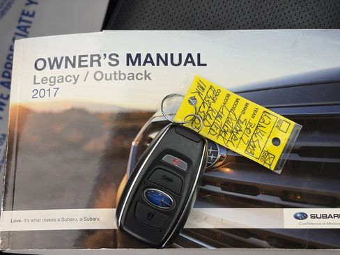Used 2017 Subaru Outback 2.5i Limited image 35