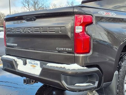 Used 2021 Chevrolet Silverado 1500 Custom image 21