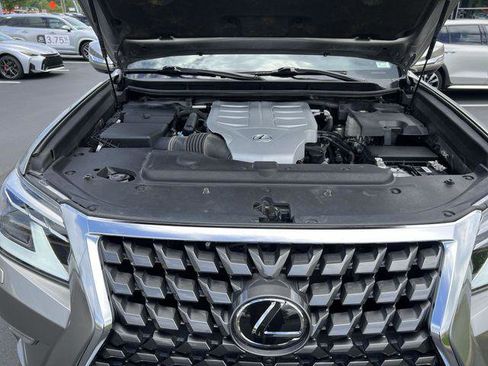 Certified 2023 Lexus GX 460 Luxury w/ Sport Design Package AWD/4WD image 24