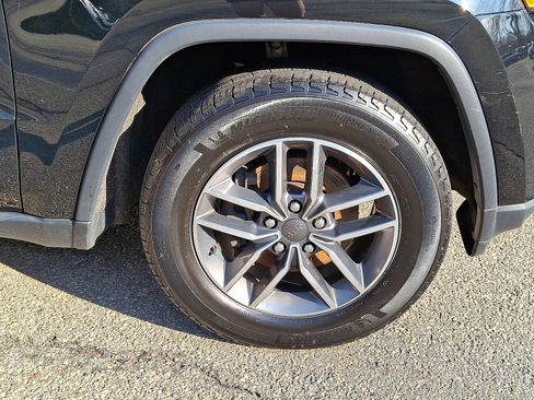 Used 2020 Jeep Grand Cherokee Limited image 10