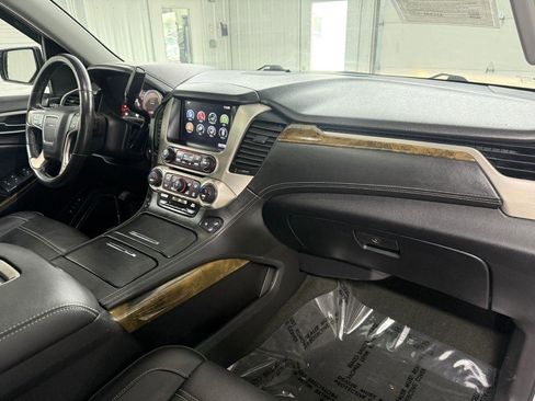 Used 2016 GMC Yukon XL Denali AWD/4WD image 45