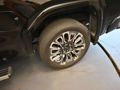 Used 2023 GMC Sierra 1500 Denali Ultimate AWD/4WD image 19