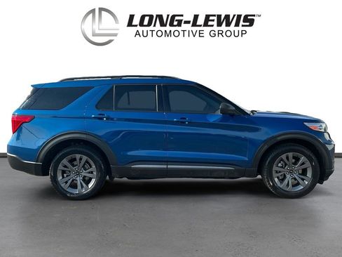 Certified 2021 Ford Explorer XLT w/ Equipment Group 202A AWD/4WD image 8