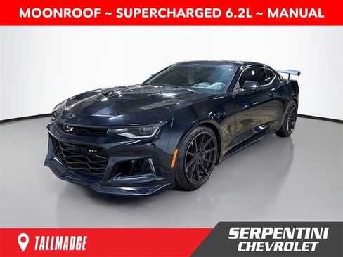 Used 2018 Chevrolet Camaro ZL1 image 1