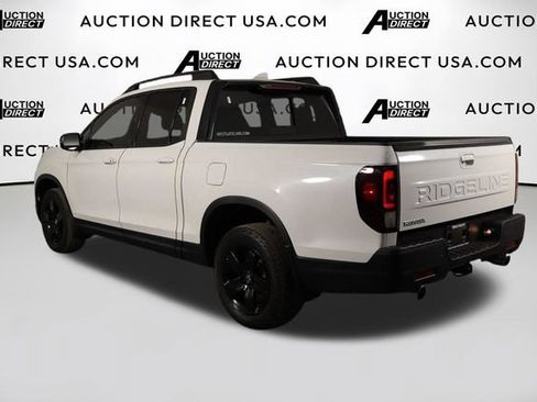 Used 2025 Honda Ridgeline Black Edition image 41