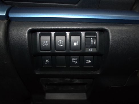 Used 2019 Subaru Crosstrek Hybrid w/ Moonroof Package w/Navigation image 14