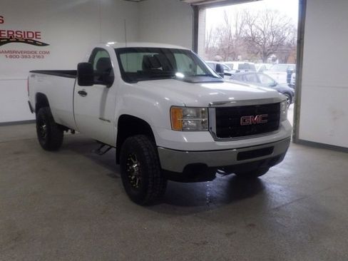 Used 2011 GMC Sierra 2500 W/T w/ Snow Plow Prep Package image 5