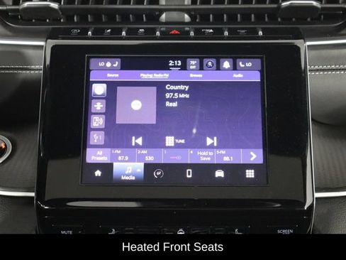 Used 2025 Jeep Grand Cherokee Altitude AWD/4WD image 29