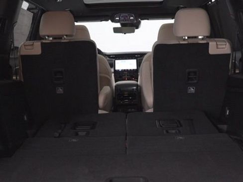 New 2025 Jeep Grand Cherokee L Limited w/ Luxury Tech Group II image 28