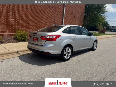 Used 2014 Ford Focus SE FWD image 8