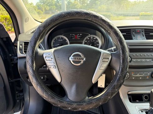 Used 2013 Nissan Sentra SV image 11