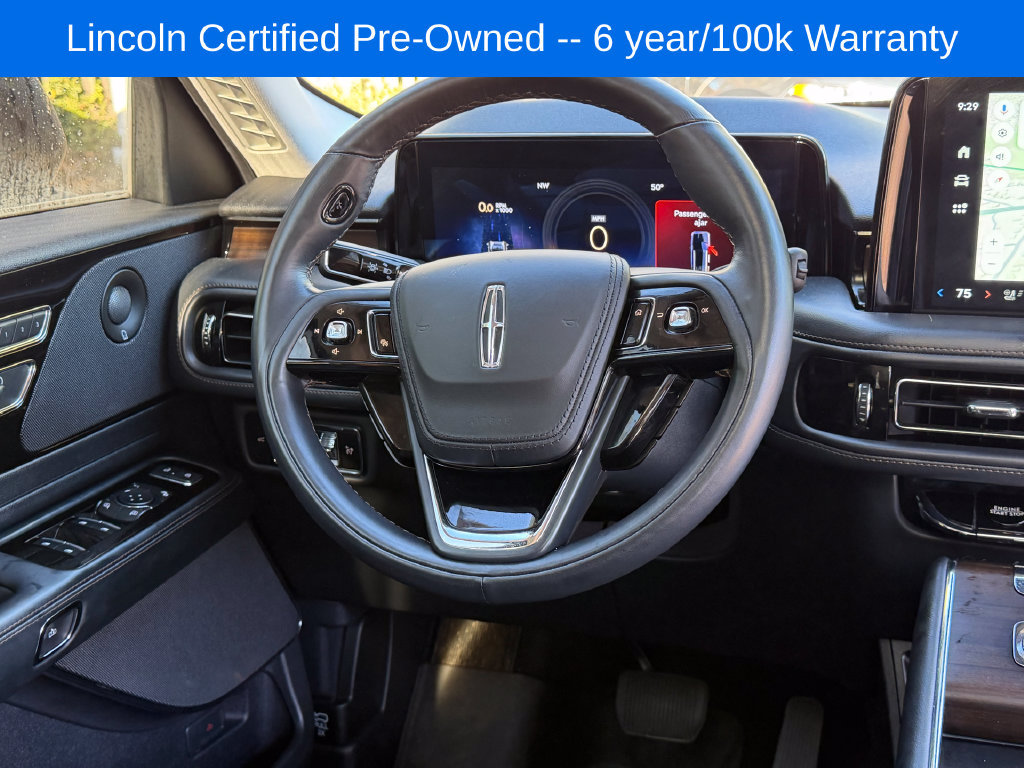 Used 2025 Lincoln Aviator Reserve AWD/4WD image 13