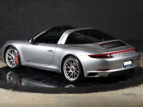 Used 2018 Porsche 911 Targa 4 GTS AWD/4WD image 24