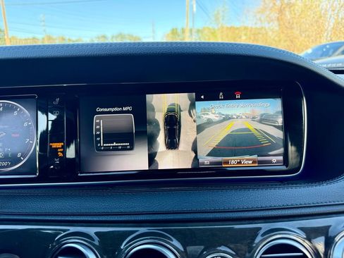 Used 2015 Mercedes-Benz S 550 Sedan image 25