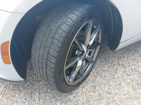 Used 2019 MAZDA MX-5 Miata Grand Touring w/ GT-S Package RWD image 34