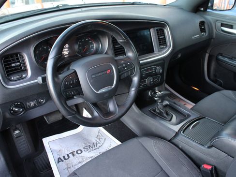 Used 2018 Dodge Charger SXT Plus w/ Blacktop Package image 11