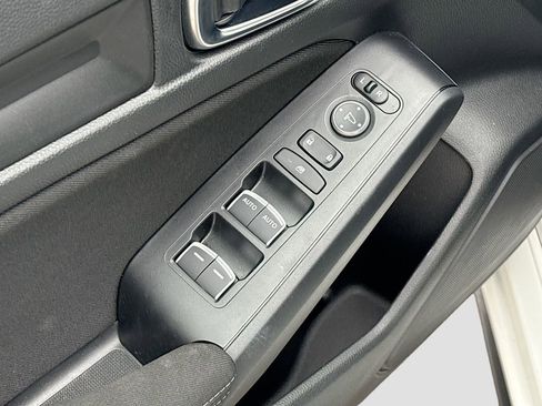 Used 2025 Honda Civic Sport image 17