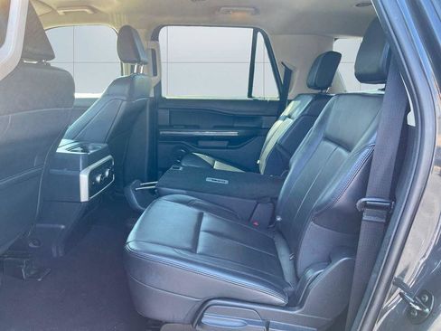 Used 2024 Ford Expedition Max XLT AWD/4WD image 12