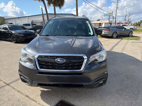 Used 2018 Subaru Forester 2.5i Premium image 3