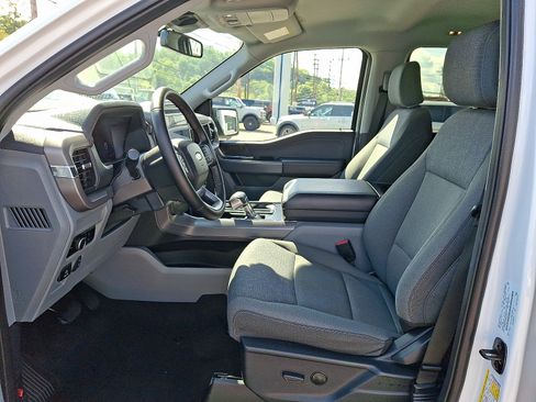 Used 2025 Ford F150 Lightning XLT AWD/4WD image 13