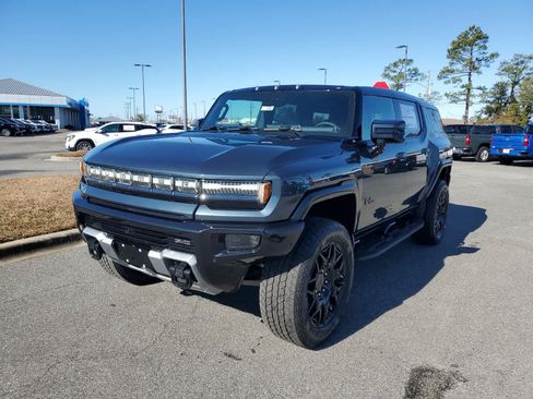 New 2025 GMC Hummer EV 3X w/ LPO, Dark Essentials Package AWD/4WD image 1