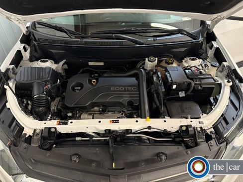 Used 2018 Chevrolet Equinox LT image 8