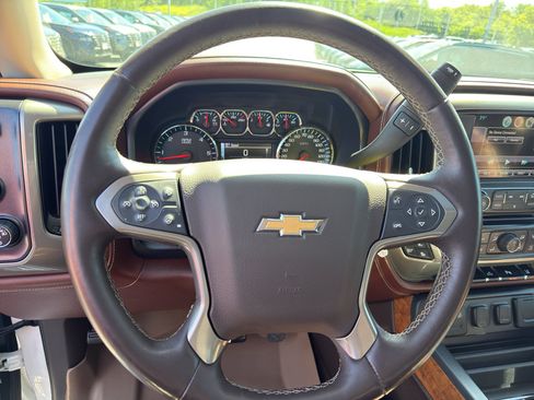 Certified 2014 Chevrolet Silverado 1500 High Country w/ High Country Premium Package AWD/4WD image 16
