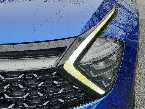 Used 2023 Kia Sportage X-Pro image 9