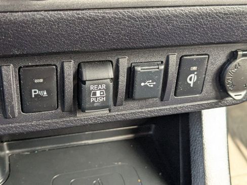 Certified 2022 Toyota Tacoma TRD Off-Road w/ TRD Premium Off Road Package image 21