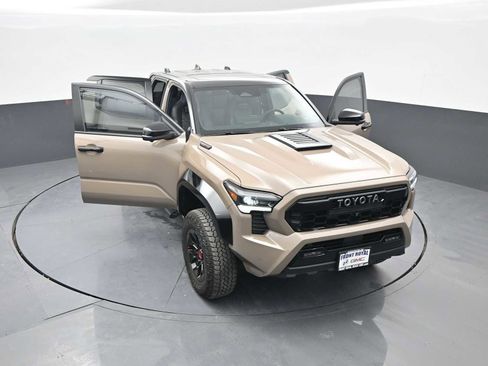Used 2025 Toyota Tacoma TRD Pro image 53