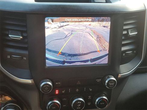 Used 2021 RAM 1500 Big Horn image 14